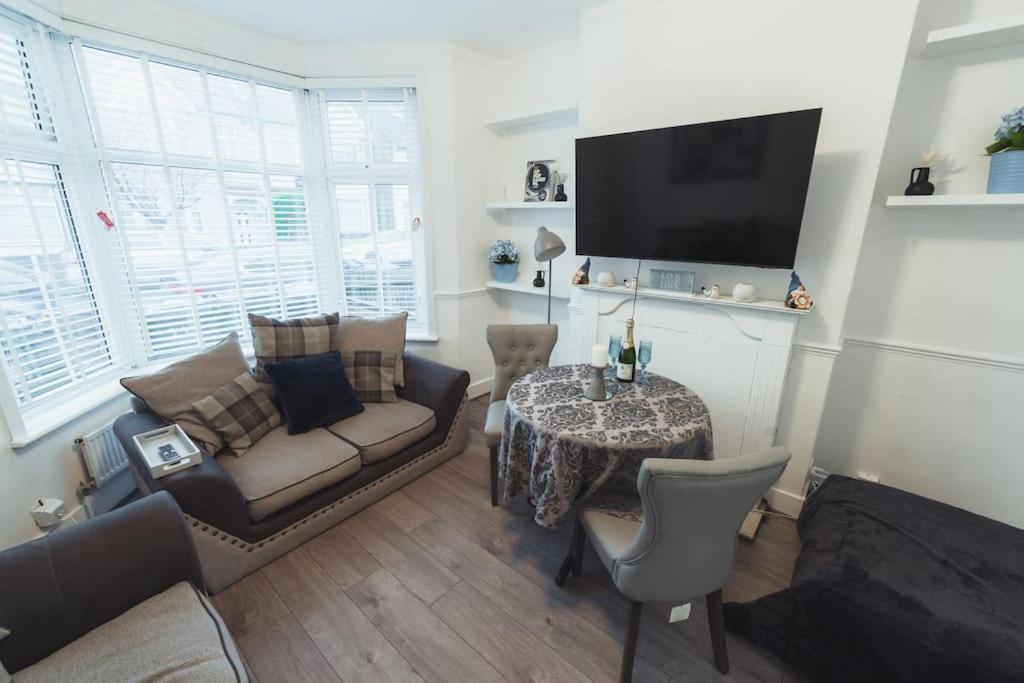 Apartament 1 Bed - Wifi - Pet Friendly - londyńska dzielnica Harrow Zewnętrze zdjęcie